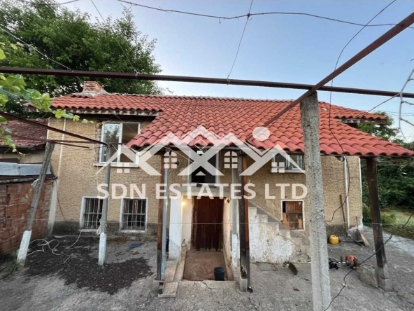 Къща в с. Горно Сахране, Област Стара Загора - 80 кв.м за 383 €/кв.м - Снимка #1