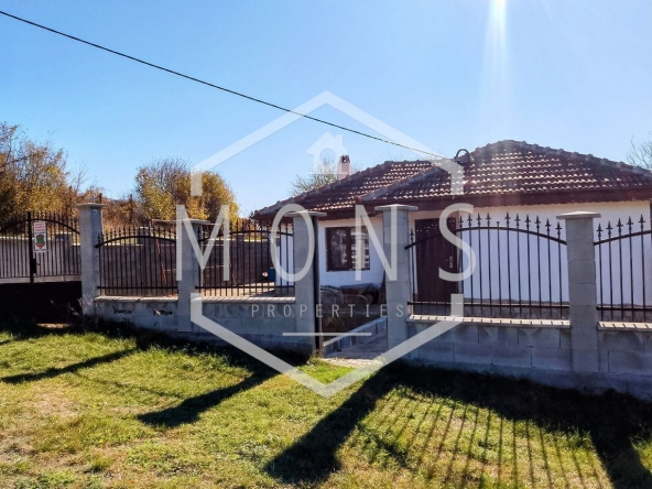 Къща в Антоново - 90 кв.м за 862 €/кв.м - Снимка #1