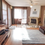 Дава се под наем Тристаен апартамент в Варна, Бриз - 200 кв.м за 825 € - Снимка #1