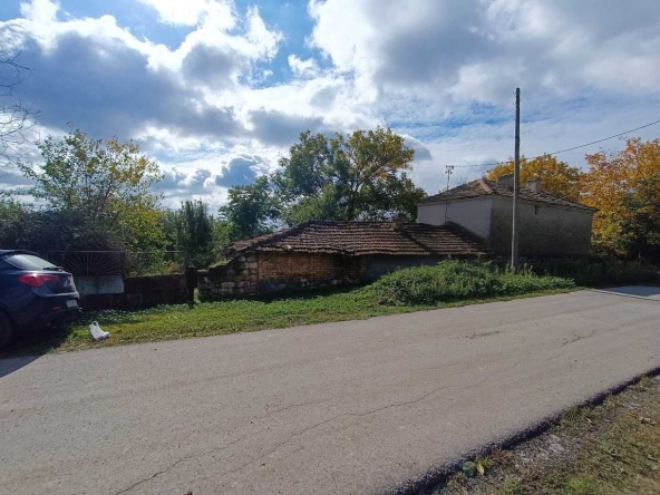 Къща в с. Владимирово, Област Добрич - 110 кв.м за 93 €/кв.м - Снимка #1