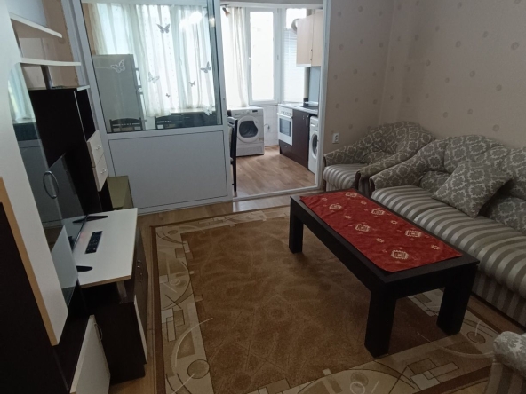 Двустаен апартамент в Бургас, Възраждане - 65 кв.м за 1256 €/кв.м - Снимка #1
