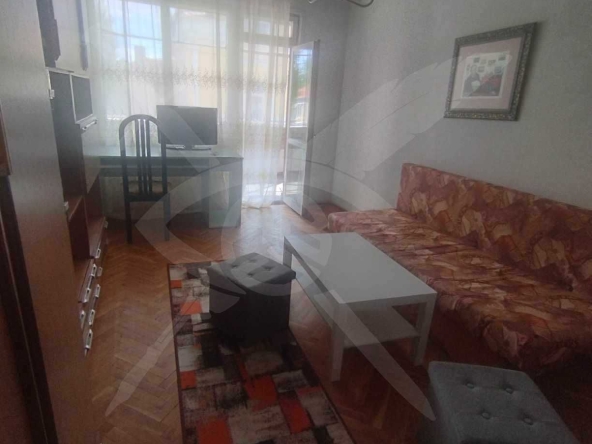 Дава се под наем Тристаен апартамент в Варна, Център - 100 кв.м за 500 € - Снимка #1