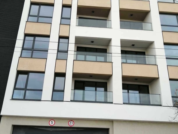 Дава се под наем Гараж / Паркомясто в София, Захарна фабрика - 15 кв.м за 127.5 € - Снимка #1