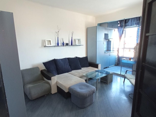 Дава се под наем Двустаен апартамент в София, Център - 58 кв.м за 500 € - Снимка #1