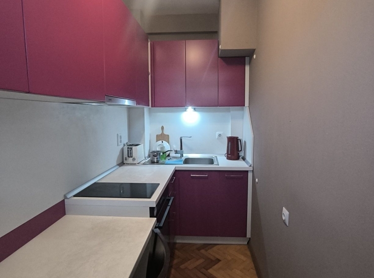 Дава се под наем Едностаен апартамент в Варна, Кайсиева градина - 33 кв.м за 49000 € - Снимка #1