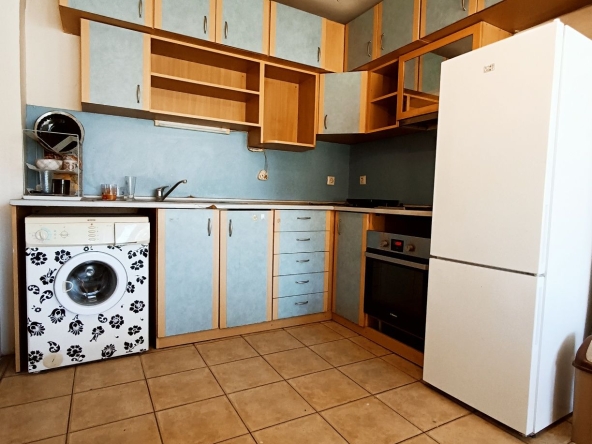 Дава се под наем Тристаен апартамент в Варна, Електрон - 60 кв.м за 550 € - Снимка #1