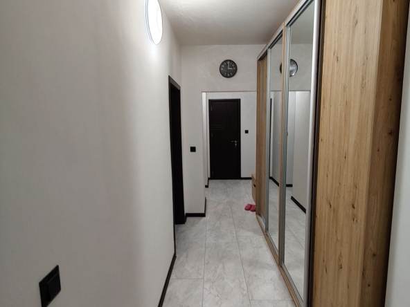 Дава се под наем Тристаен апартамент в София, Люлин 3 - 68 кв.м за 280.5 € - Снимка #1