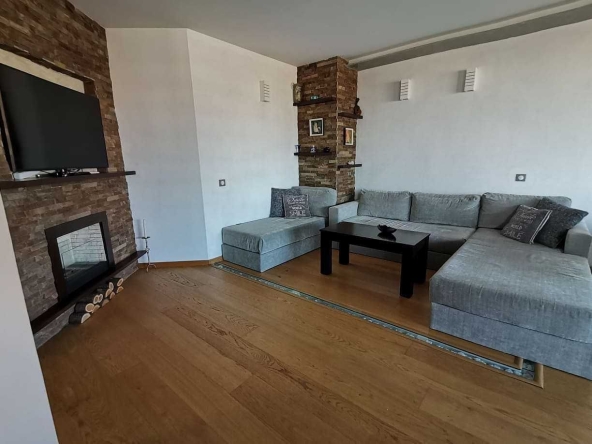 Дава се под наем Тристаен апартамент в София, Гео Милев - 112 кв.м за 504.9 € - Снимка #1