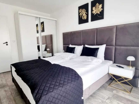 Дава се под наем Едностаен апартамент в Пловдив, Младежки Хълм - 42 кв.м за 175 € - Снимка #1