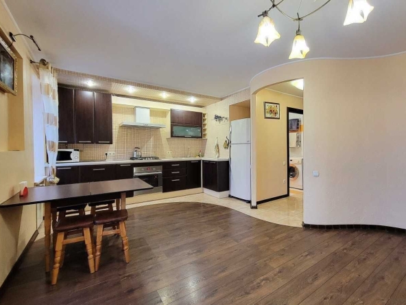 Дава се под наем Двустаен апартамент в София, Дружба 1 - 65 кв.м за 509.49 € - Снимка #1