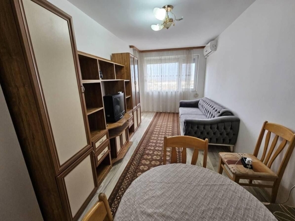 Дава се под наем Двустаен апартамент в Бургас, Възраждане - 68 кв.м за 357 € - Снимка #1