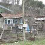 Къща в с. Каменово, Област Разград - 80 кв.м за 32 €/кв.м - Снимка #1