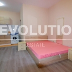 Дава се под наем Едностаен апартамент в Варна, Бриз - 38 кв.м за 250 € - Снимка #1