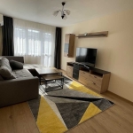 Дава се под наем Тристаен апартамент в София, Младост 1 - 90 кв.м за 561 € - Снимка #1