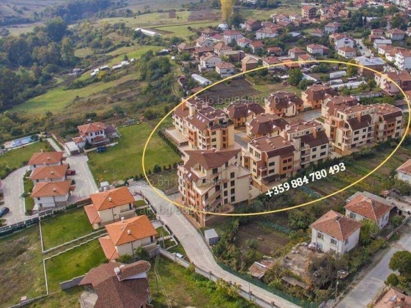 Дава се под наем Мезонет в Сандански - 111 кв.м за 390.15 € - Снимка #1