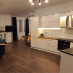 Дава се под наем Тристаен апартамент в Варна, Гръцка махала - 130 кв.м за 1300 € - Снимка #1