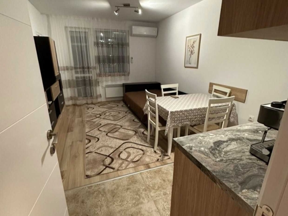 Дава се под наем Едностаен апартамент в Бургас, Лазур - 36 кв.м за 153 € - Снимка #1