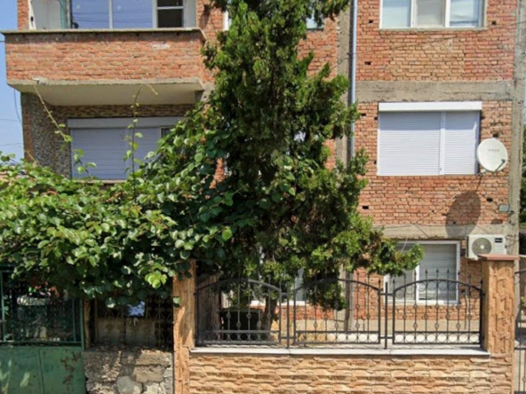 Етаж от къща в Първомай - 140 кв.м за 547 €/кв.м - Снимка #1