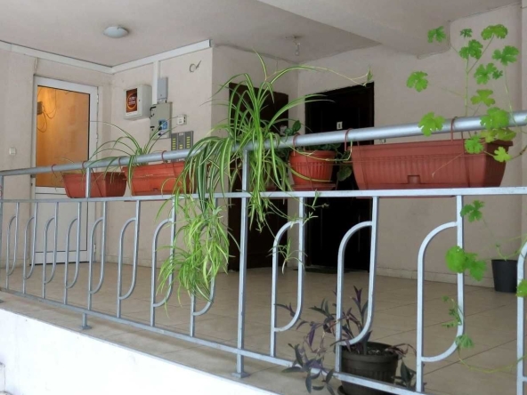 Дава се под наем Офис в Варна, Левски - 70 кв.м за 510 € - Снимка #1