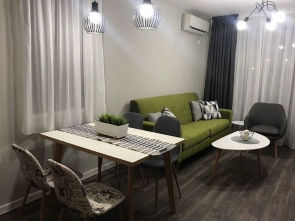 Двустаен апартамент в София, Студентски град - 65 кв.м за 2342 €/кв.м - Снимка #1
