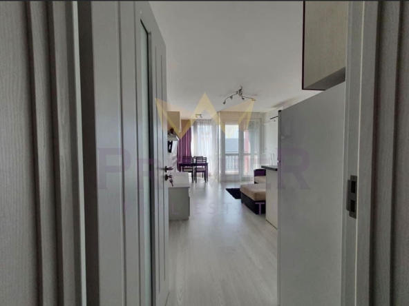 Двустаен апартамент в Варна, Гранд Мол Варна - 71 кв.м за 1329 €/кв.м - Снимка #1