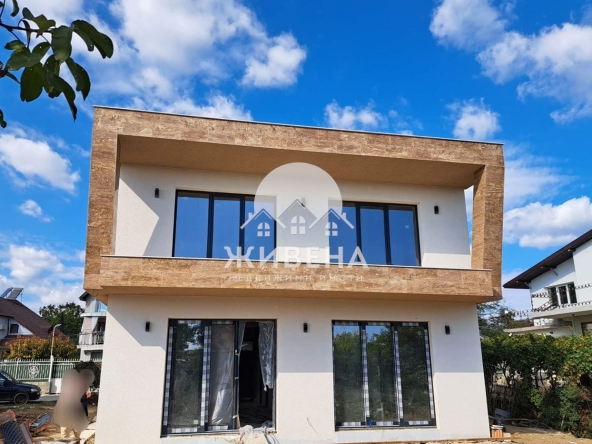 Къща в Варна, м-т Евксиноград - 350 кв.м за 846 €/кв.м - Снимка #1