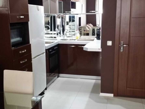 Дава се под наем Двустаен апартамент в Бургас, Зорница - 64 кв.м за 242.25 € - Снимка #1