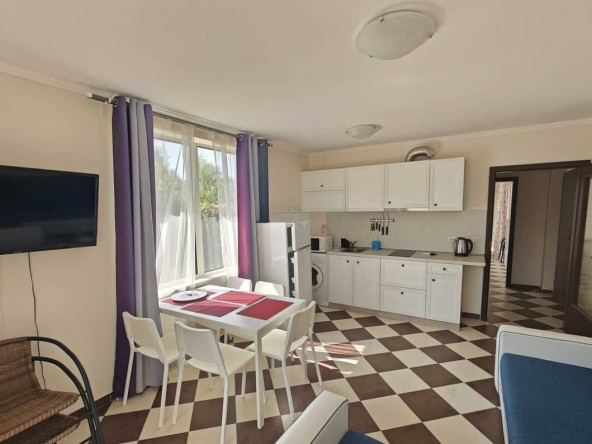 Двустаен апартамент в Созопол - 70 кв.м за 1429 €/кв.м - Снимка #1