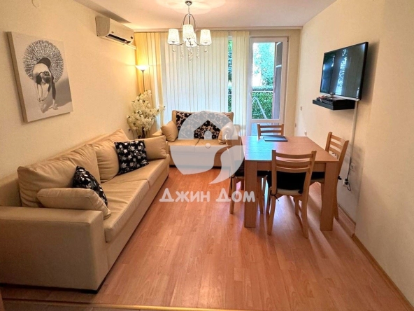 Двустаен апартамент в к.к. Слънчев бряг - 52 кв.м за 1250 €/кв.м - Снимка #1
