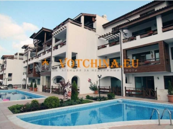 Двустаен апартамент в Варна, Център - 73 кв.м за 674 €/кв.м - Снимка #1