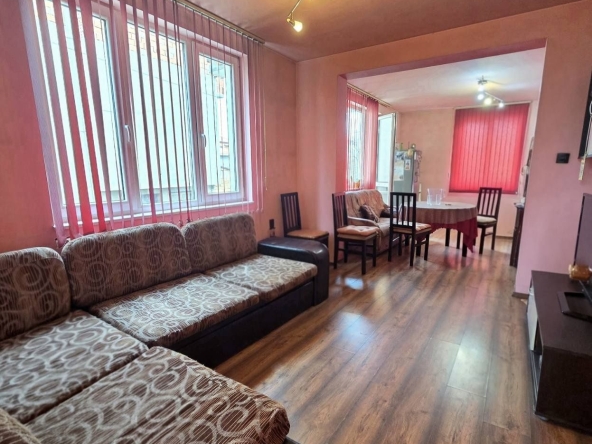 Етаж от къща в Кюстендил, Бузлуджа - 93 кв.м за 549 €/кв.м - Снимка #1