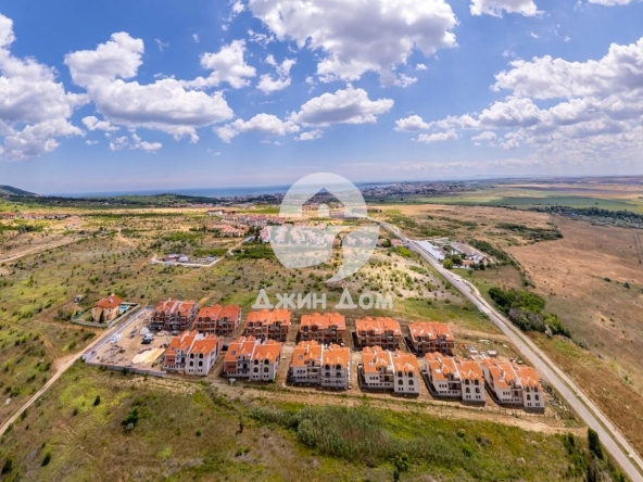 Двустаен апартамент в с. Кошарица, Област Бургас - 76 кв.м за 1250 €/кв.м - Снимка #1