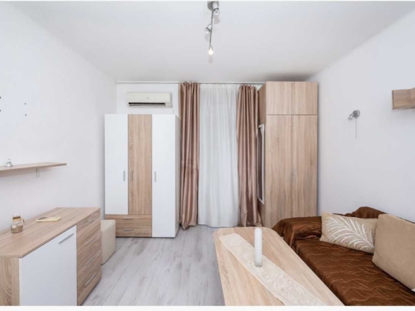 Дава се под наем Едностаен апартамент в Стамболийски - 22 кв.м за 209.1 € - Снимка #1