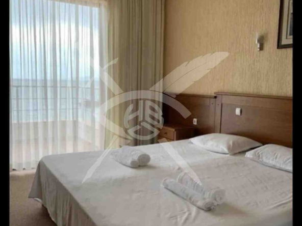 Хотел в Несебър - 1150 кв.м за 710 €/кв.м - Снимка #1
