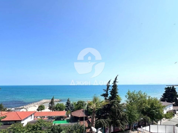 Двустаен апартамент в Несебър - 79 кв.м за 3342 €/кв.м - Снимка #1