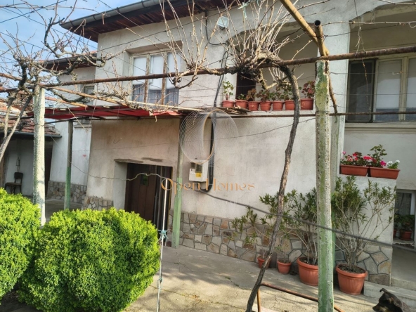 Къща в с. Цалапица, Област Пловдив - 70 кв.м за 875 €/кв.м - Снимка #1