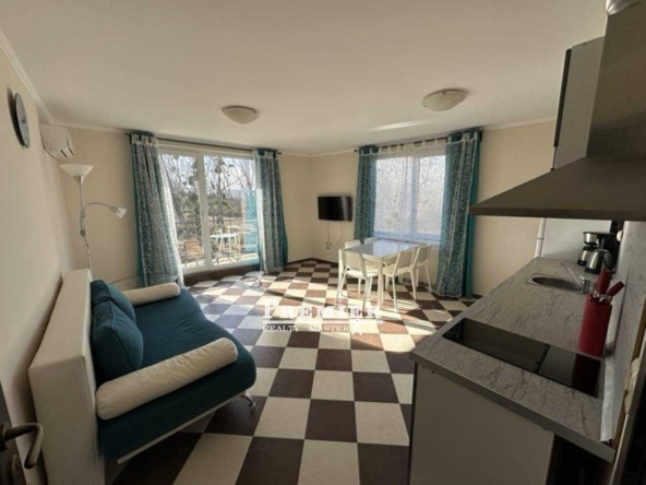 Двустаен апартамент в Созопол - 73 кв.м за 1336 €/кв.м - Снимка #1