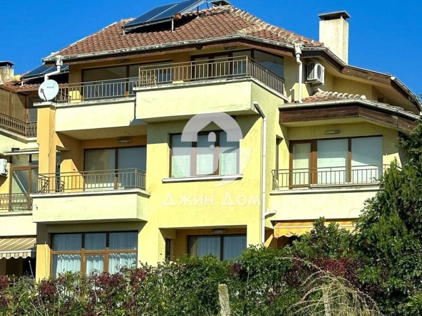 Къща в Бургас, Банево - 318 кв.м за 1541 €/кв.м - Снимка #1