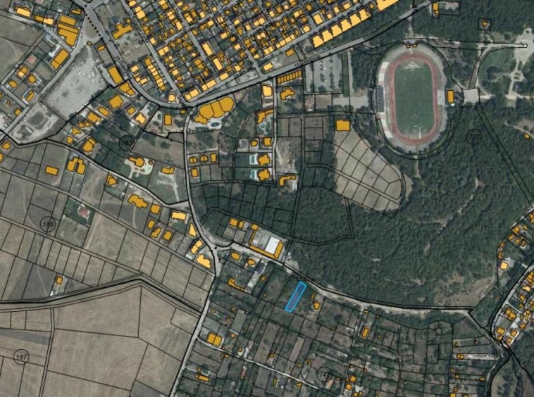 Парцел в Хасково, Промишлена зона - Юг - 726 кв.м за 49 €/кв.м - Снимка #1