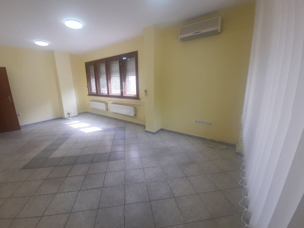 Двустаен апартамент в София, Лозенец - 55 кв.м за 3780 €/кв.м - Снимка #1