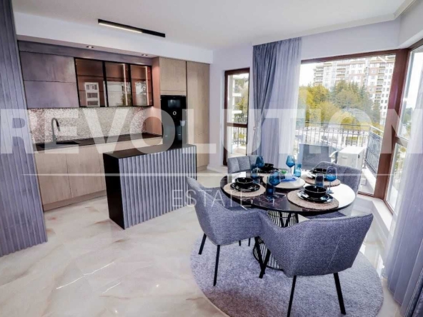 Дава се под наем Тристаен апартамент в Варна, Чайка - 110 кв.м за 1097.01 € - Снимка #1