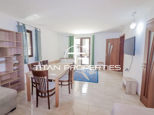 Дава се под наем Двустаен апартамент в Варна, Гръцка махала - 90 кв.м за 747.66 € - Снимка #1