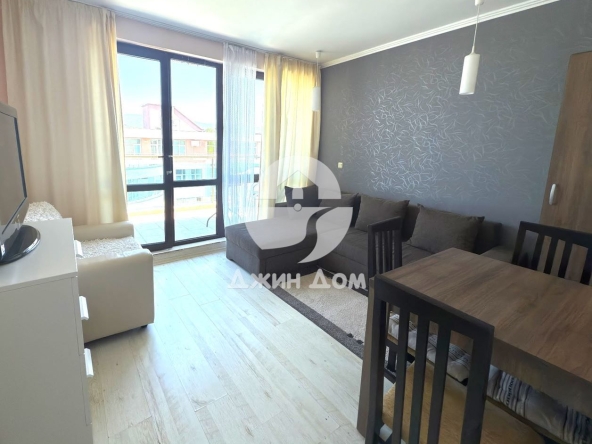 Двустаен апартамент в к.к. Слънчев бряг - 78 кв.м за 1000 €/кв.м - Снимка #1