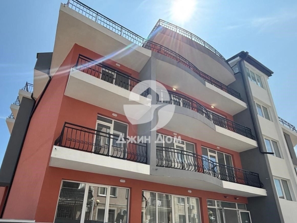 Двустаен апартамент в Свети Влас - 73 кв.м за 1480 €/кв.м - Снимка #1