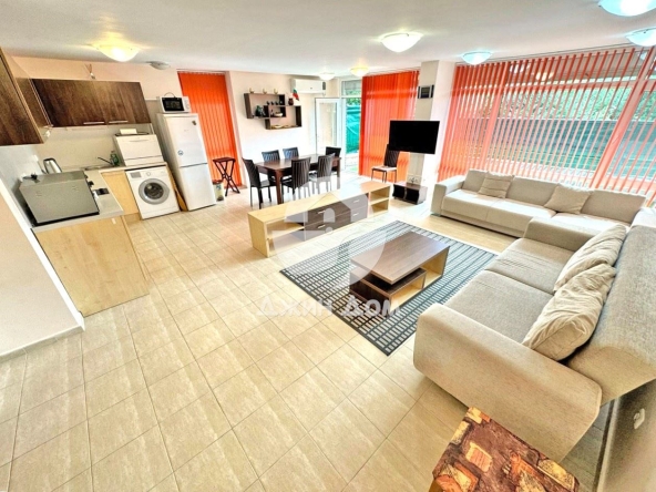 Тристаен апартамент в к.к. Слънчев бряг - 104 кв.м за 861 €/кв.м - Снимка #1