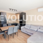 Дава се под наем Тристаен апартамент в Варна, Бриз - 95 кв.м за 1100 € - Снимка #1