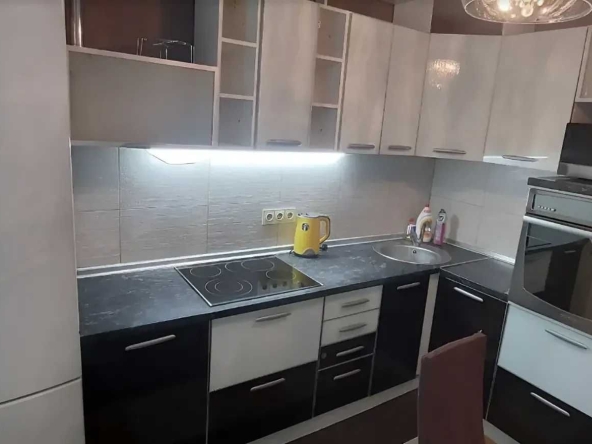 Дава се под наем Едностаен апартамент в София, Център - 45 кв.м за 331.5 € - Снимка #1