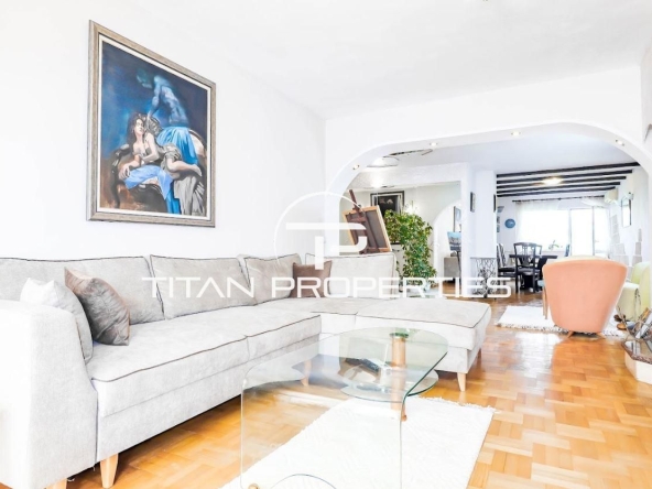 Дава се под наем Четиристаен апартамент в Варна, Общината - 150 кв.м за 1000 € - Снимка #1