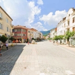 Дава се под наем Магазин в Гоце Делчев - 50 кв.м за 612 € - Снимка #1