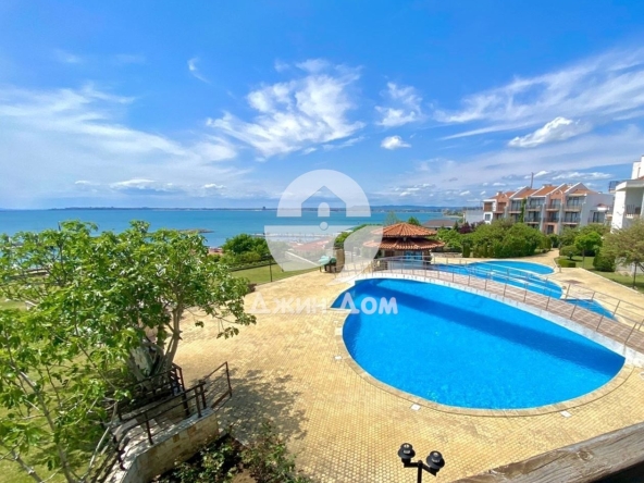 Тристаен апартамент в Свети Влас - 93 кв.м за 1828 €/кв.м - Снимка #1